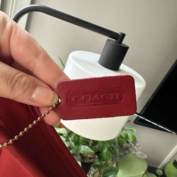 Vintage Coach Ergo Mini Zip 9020 Red - Picture 8 of 12